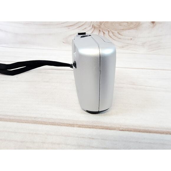 Vintage Bell & Howell Infinite Focus 35mm Panorama Fixed Camera 250NP NEW - Picture 6 of 16